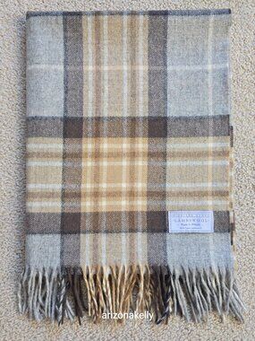 NWOT Highland Store Lambswool Scarf Tan & Grey Plaid Made in Britain